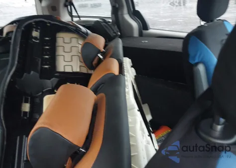 2013 Dodge Grand Caravan Sxt from USA, damaged, VIN 2C4RDGCG1DR575443